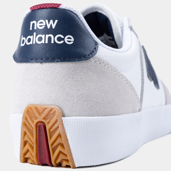 NEW BALANCE 340 - WHITE/NAVY