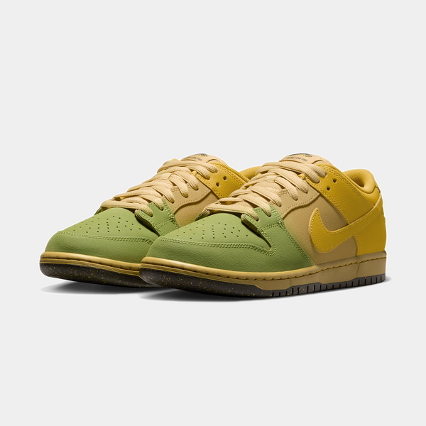 NIKE SB DUNK LOW PRO WC - SAFFRON QUARTZ/PEAR