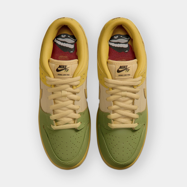 NIKE SB DUNK LOW PRO WC - SAFFRON QUARTZ/PEAR