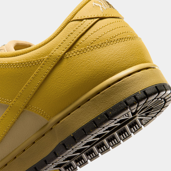 NIKE SB DUNK LOW PRO WC - SAFFRON QUARTZ/PEAR