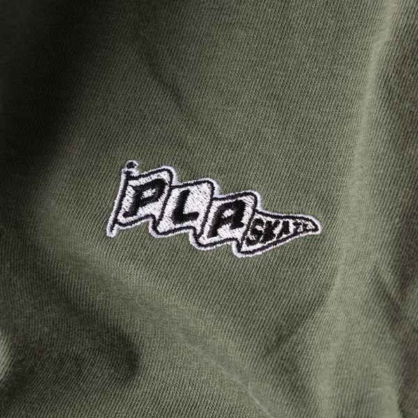 PLA EMBOIDERED FLAG LOGO TEE - MOSS