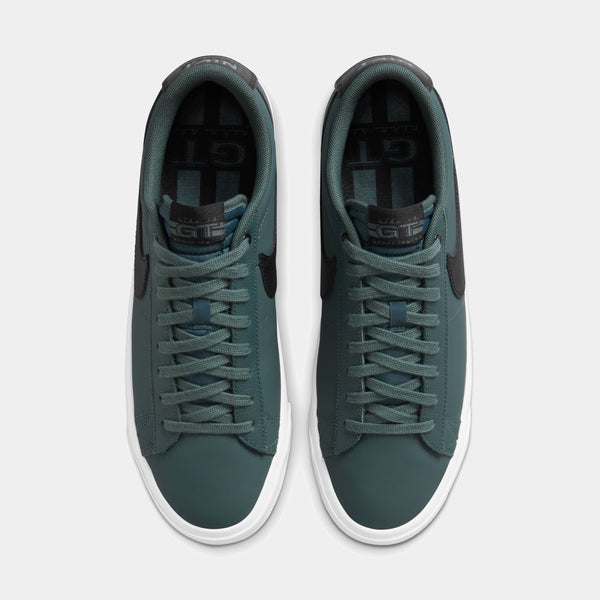 NIKE SB BLAZER LOW PRO GT - VINTAGE GREEN/BLACK