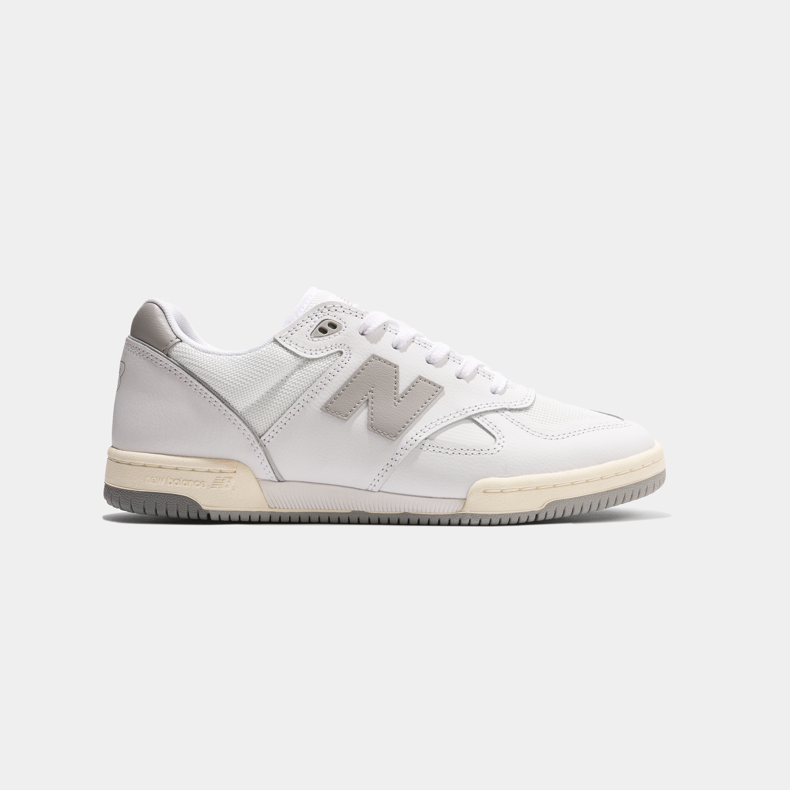 NEW BALANCE TOM KNOX 600 - WHITE/GREY NM600CWG - PLA Skateboarding NEW BALANCE TOM KNOX 600 - WHITE/GREY NM600CWG - PLA Skateboarding