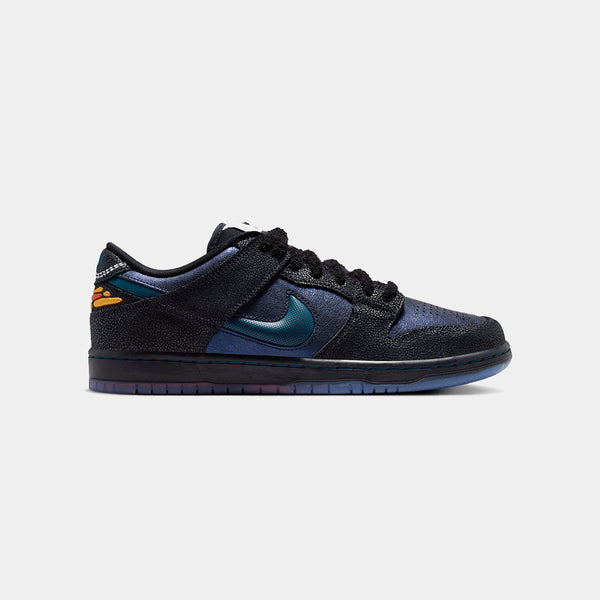 NIKE SB X BLUETILE DUNK LOW - BLACK/MARINA