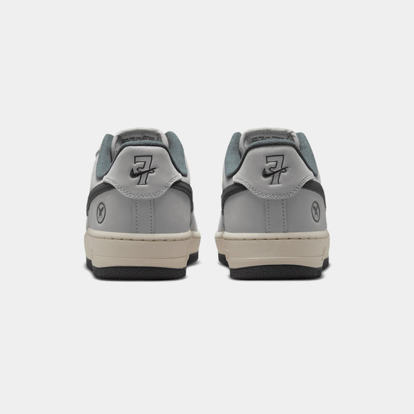 NIKE SB X YUTO HORIGOME AIR FORCE 1 - WHITE/IRON GREY