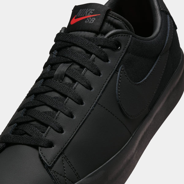 NIKE SB ZOOM BLAZER LOW PRO GT ISO - BLACK/BLACK
