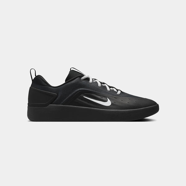 NIKE SB ZOOM NYJAH 4 - BLACK/WHITE